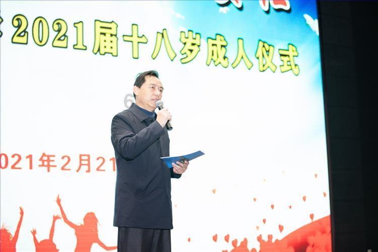业主热心捐赠 助力公益图书馆开张